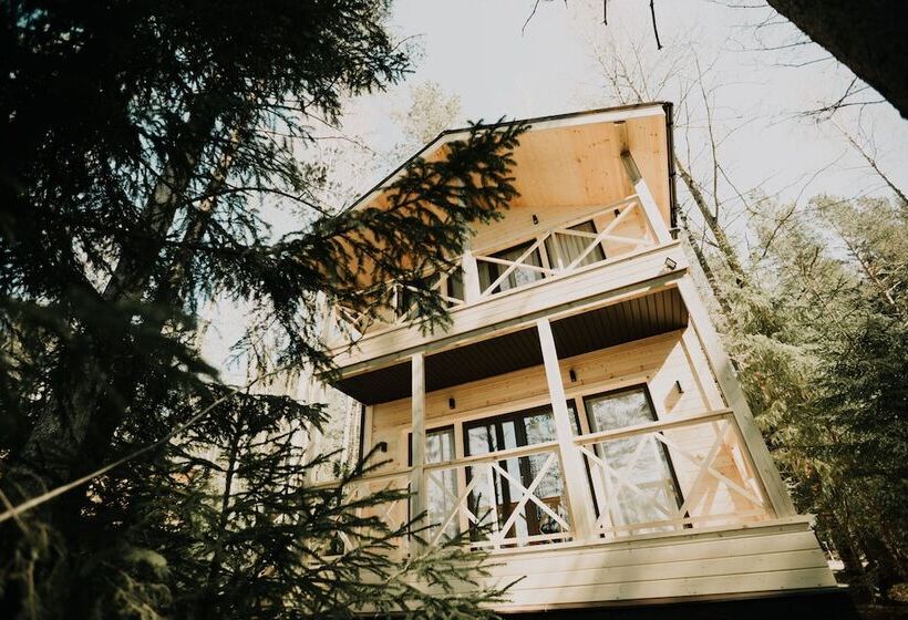 منتجع Pastorskoe Lake Holiday Park