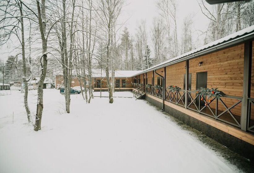 منتجع Pastorskoe Lake Holiday Park