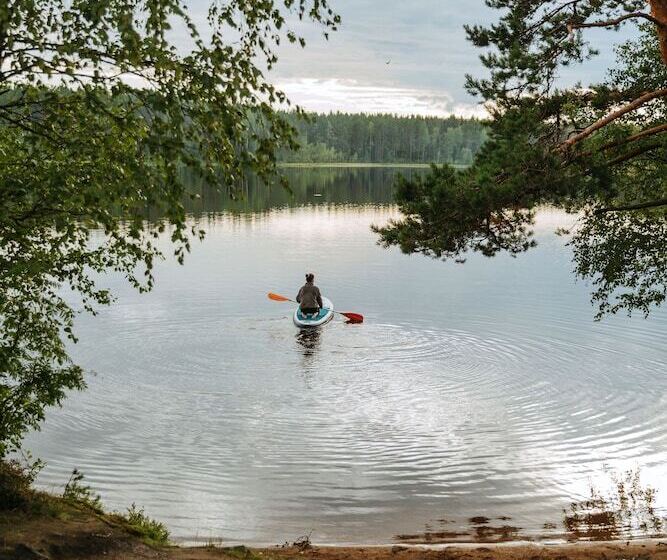 منتجع Pastorskoe Lake Holiday Park