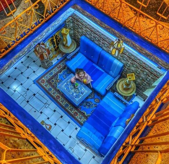 رياض Abi Khancha