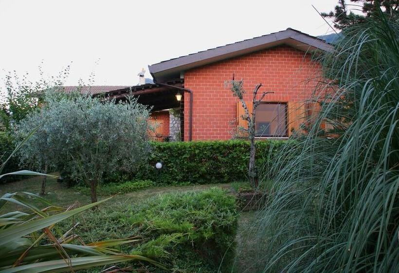 צימר Locanda Cinciarella