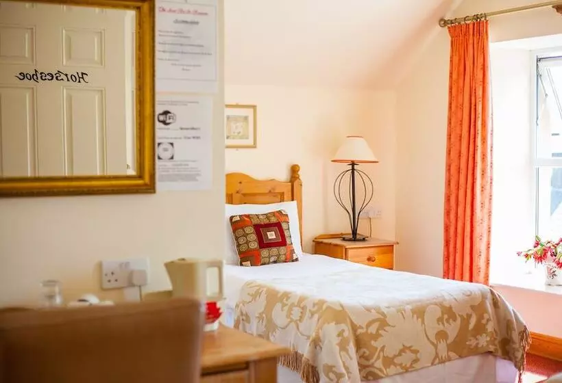 Aamiaismajoitus (B&B) The Anvil Bar & Restaurant