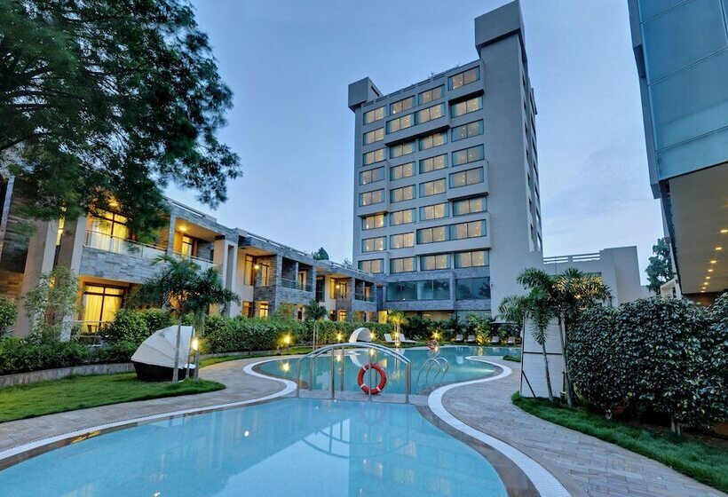 Boulevard9 Luxury Resort & Spa