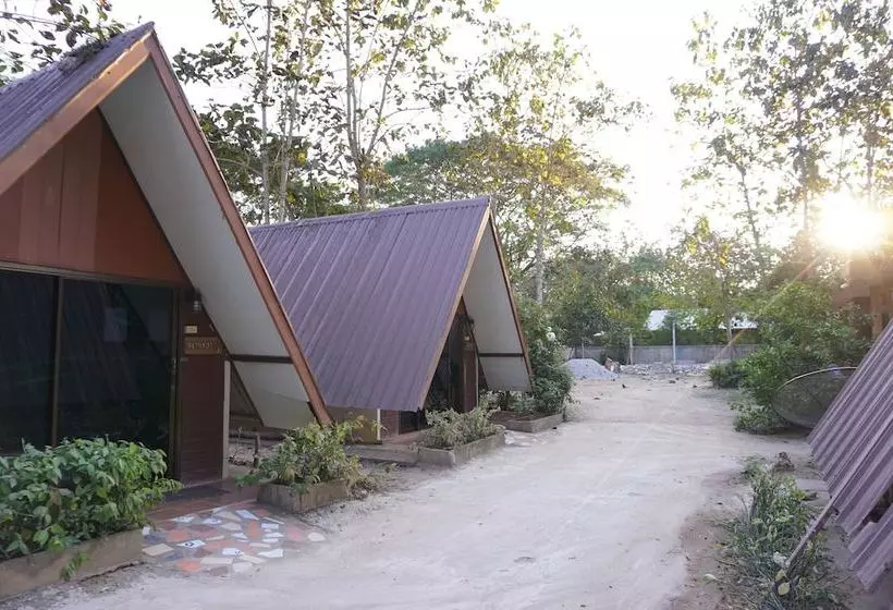 ホテル 239 Resort Chiangkhan