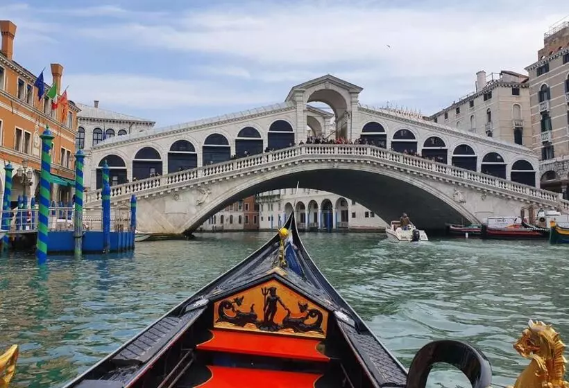 Hotelli Albergo Italia