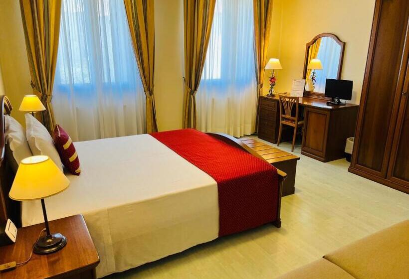 ホテル Albergo Italia