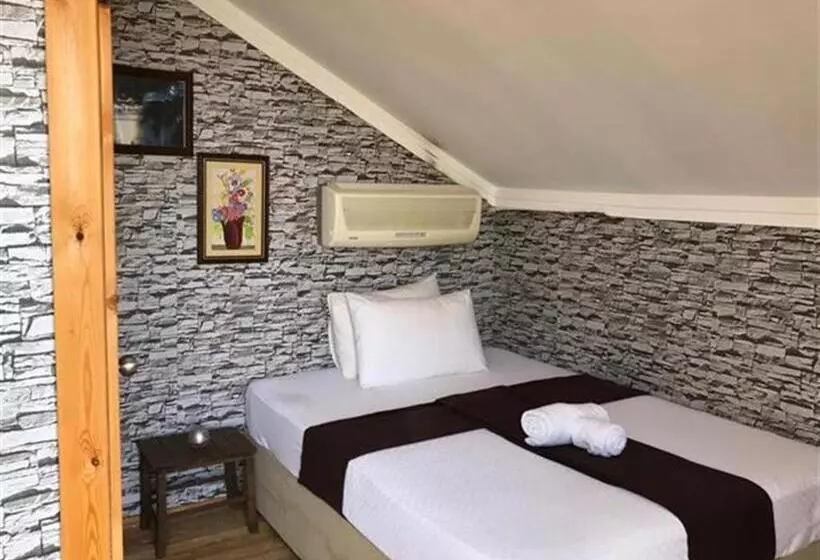 ホテル Ayanya Beach & Bistro Bungalows