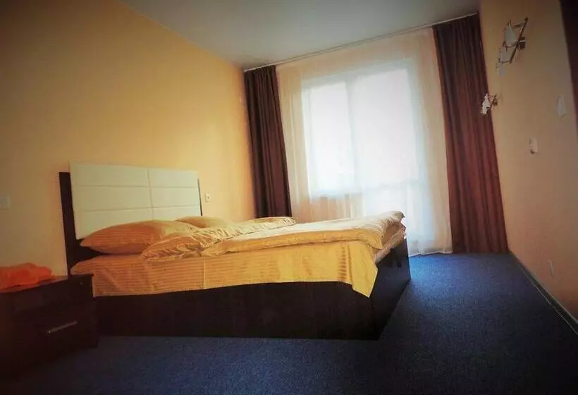 Hotelli Baza Otdykha Volna