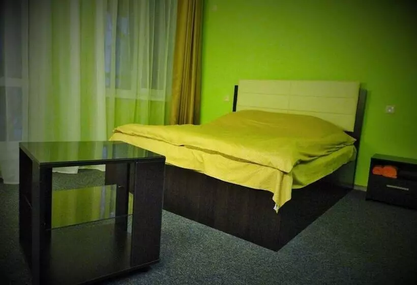 Hotelli Baza Otdykha Volna