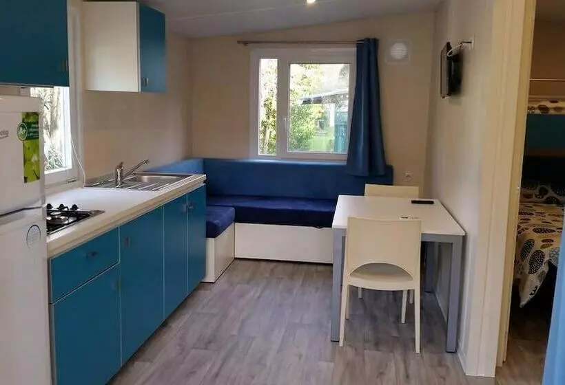 Hotelli Camping La Sfinge