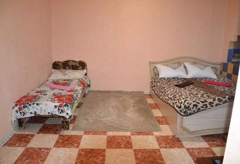 Hotelli Comfort Room