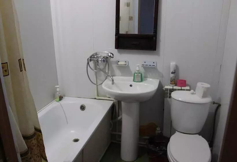 Hotelli Comfort Room