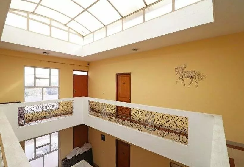 Hotelli Divine Inn By Oyo Rooms