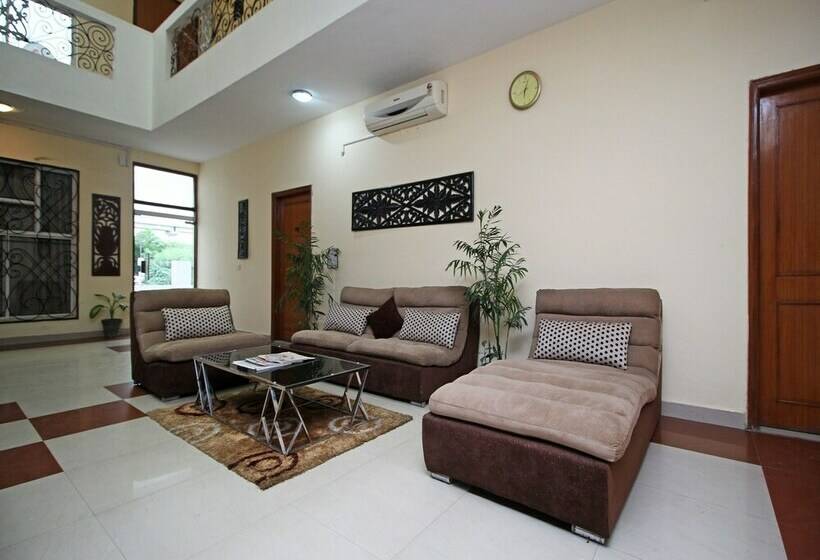 Hotel Divine Inn By Oyo Rooms