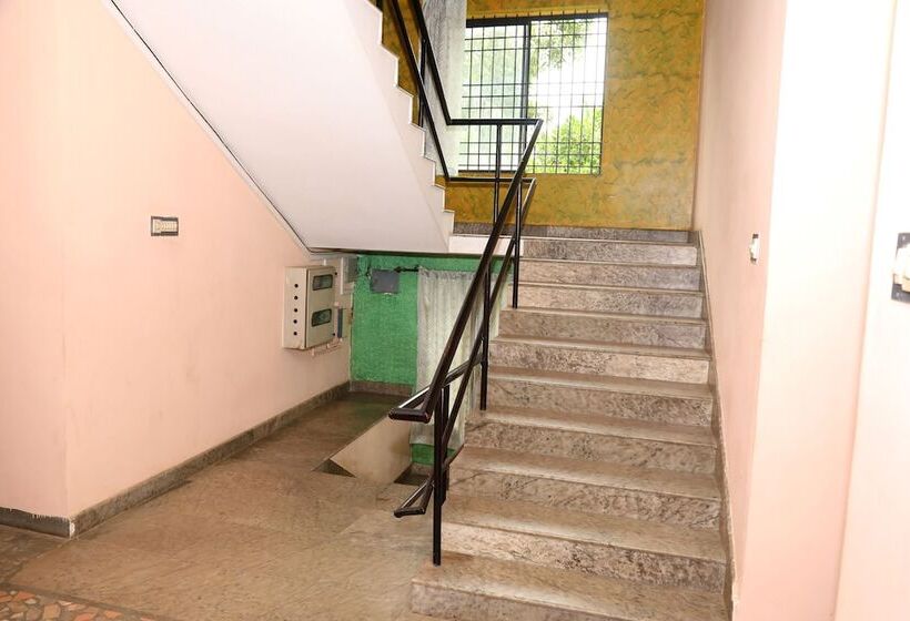 בית מלון כפרי Geojo Residency By Oyo Rooms