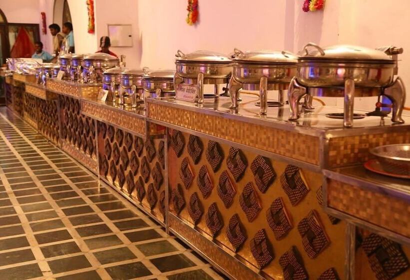 Отель Magsons Resorts