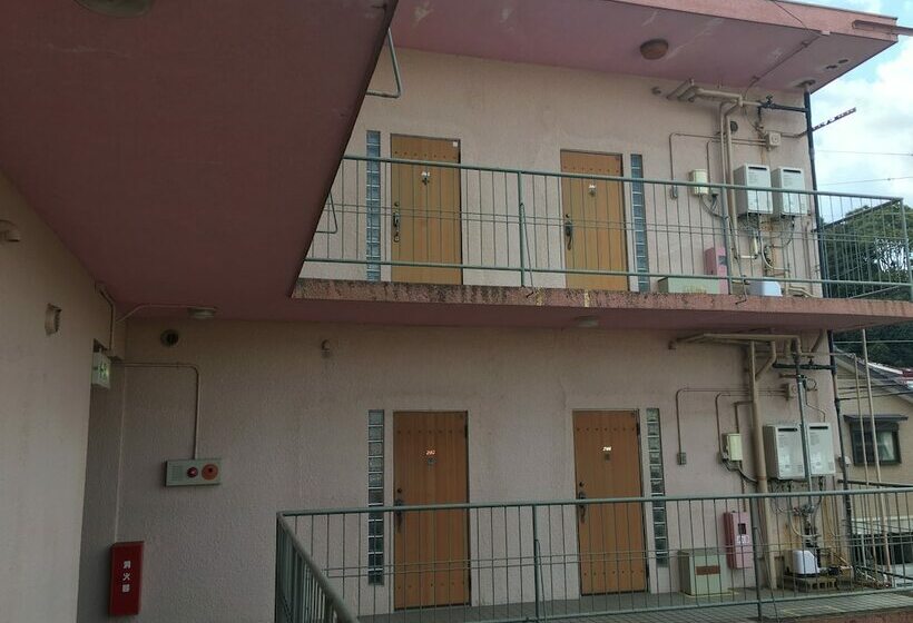 Hotel Minshuku Pearl