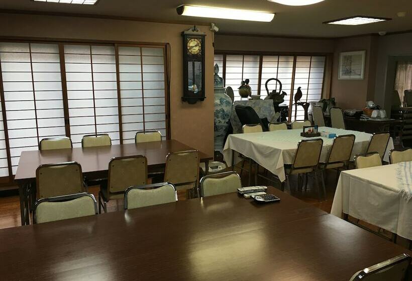 Hotel Minshuku Pearl