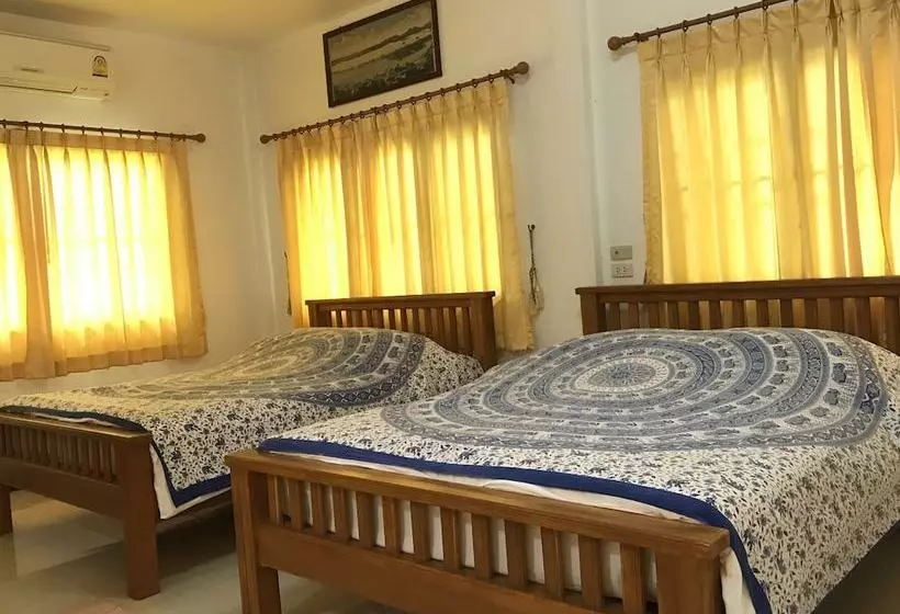 Hotelli Nernbok Garden