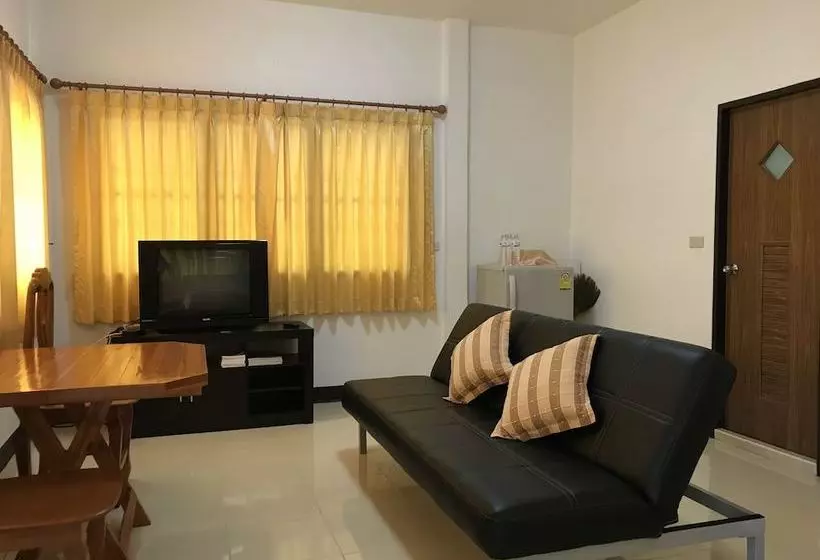 Hotelli Nernbok Garden