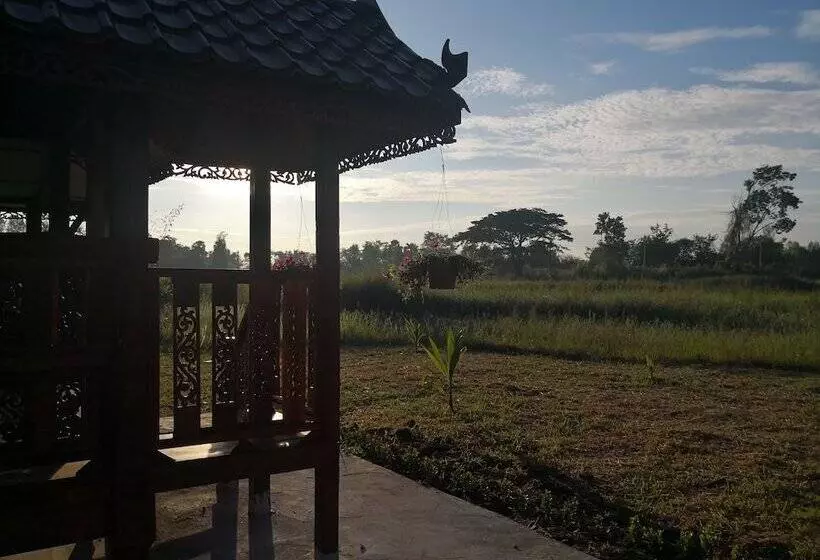 Hotelli Pumaka Resort