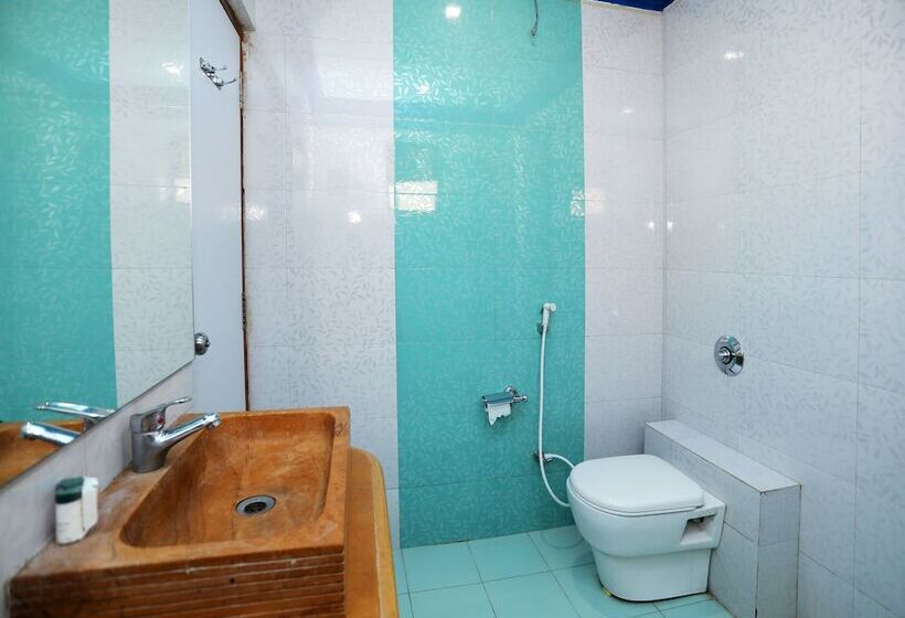 هتل Rana Villa By Oyo Rooms