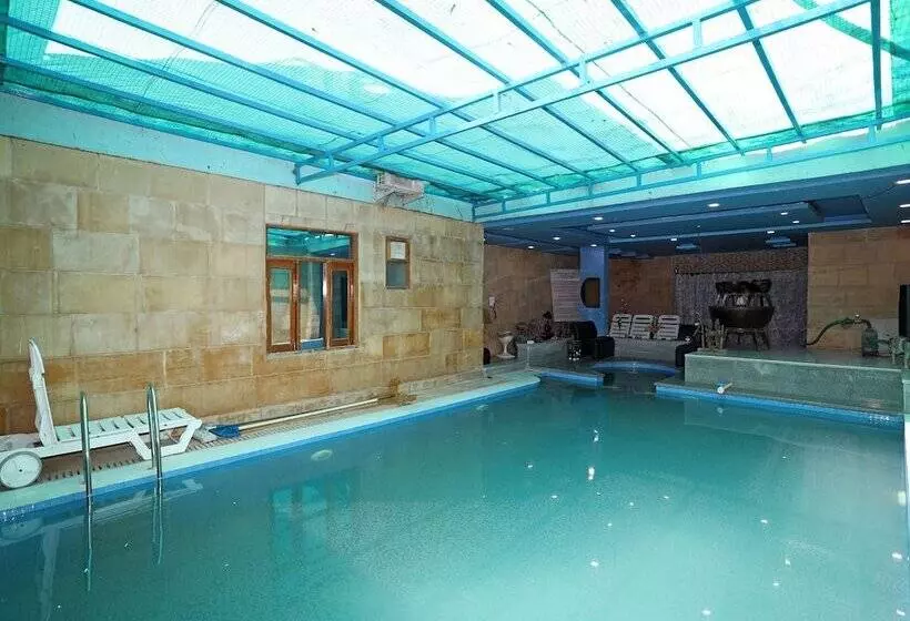 ホテル Rana Villa By Oyo Rooms