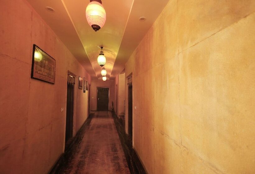 هتل Rana Villa By Oyo Rooms