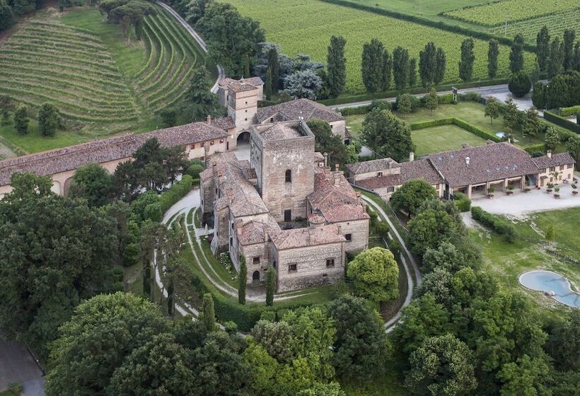בית מלון כפרי Agriturismo La Montecchia
