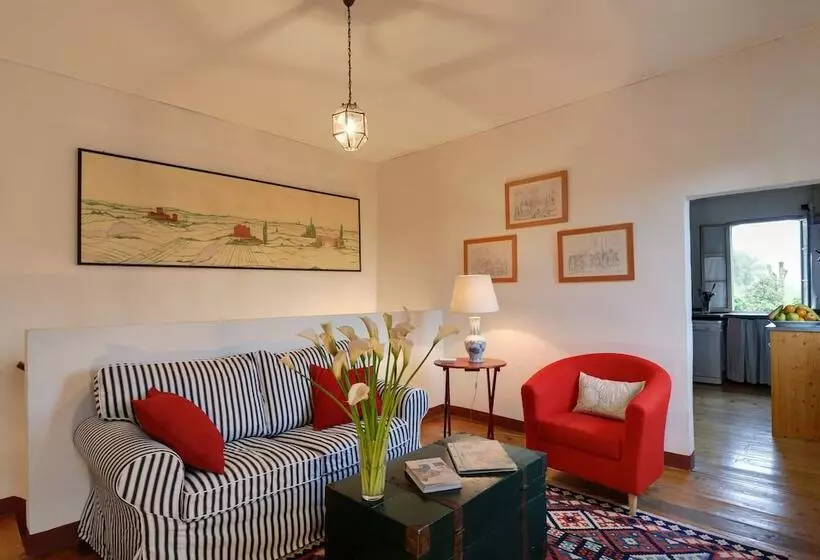 田舎風ホテル Agriturismo La Montecchia