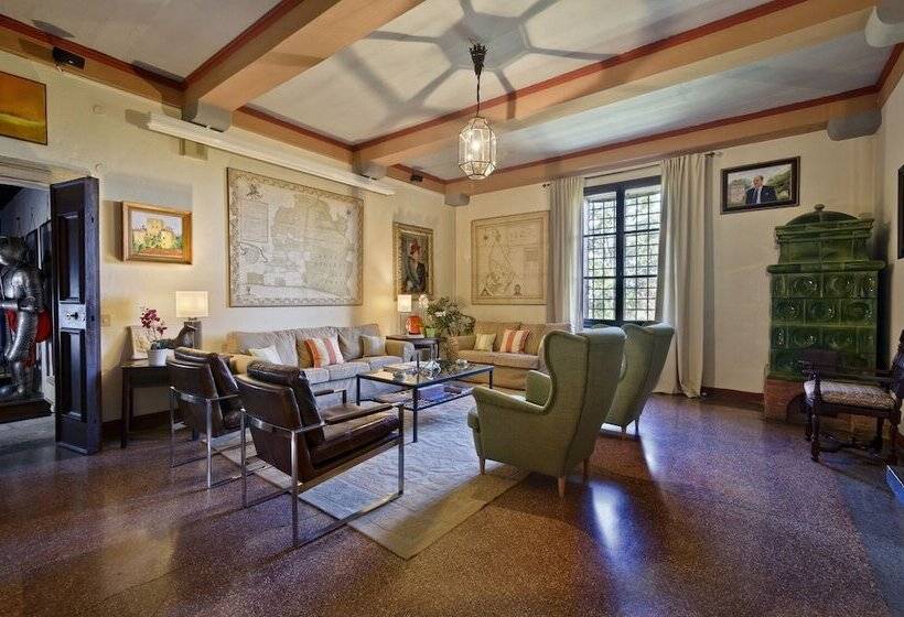 בית מלון כפרי Agriturismo La Montecchia