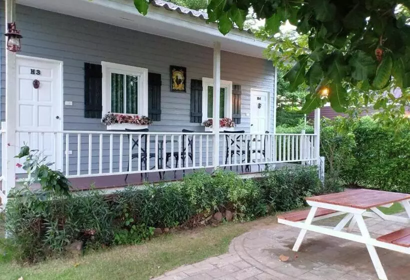 ホテル The Green Land Farm