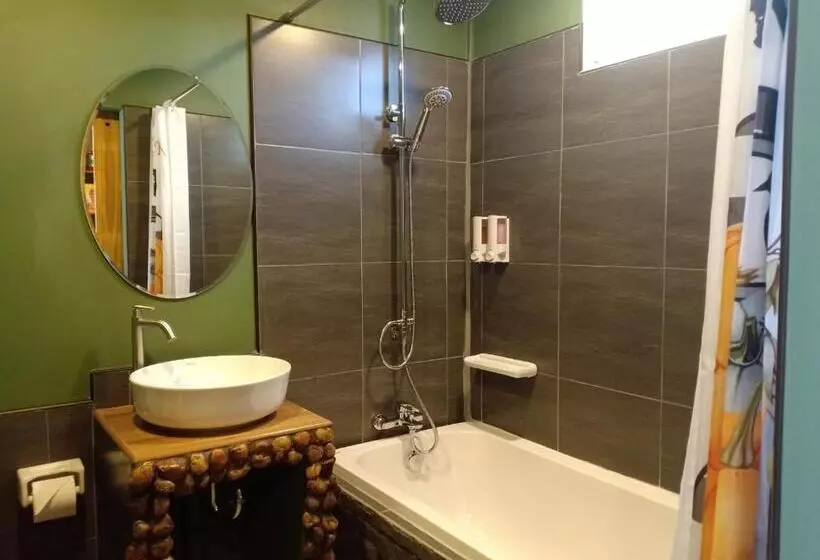 ホテル The Green Land Farm