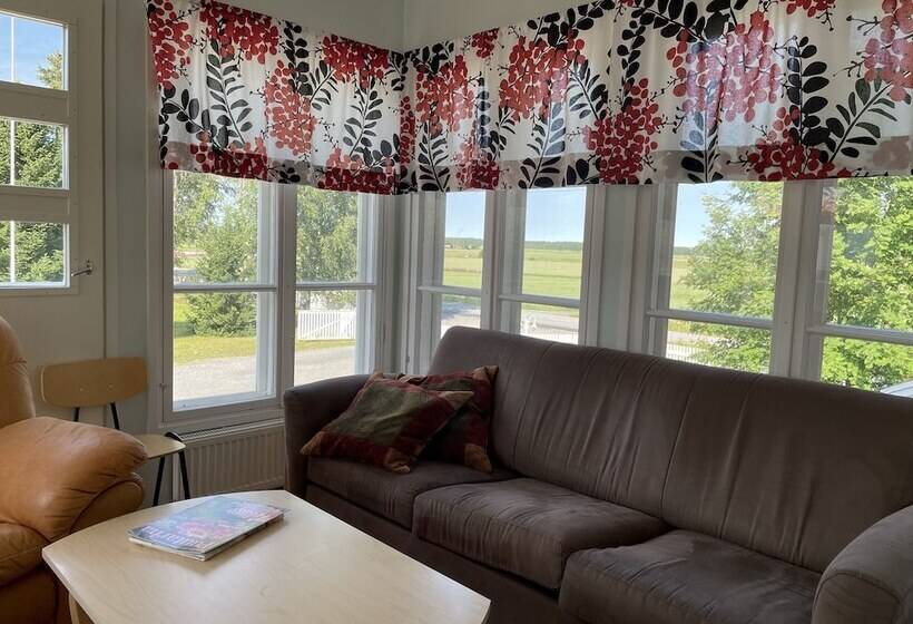 Opintola Bed & Breakfast