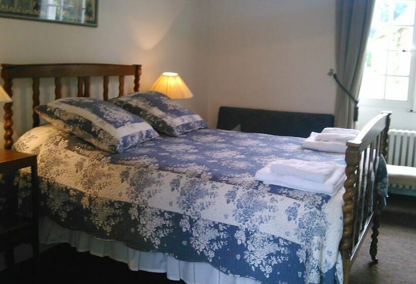 ペンション Le Bourdil Blanc