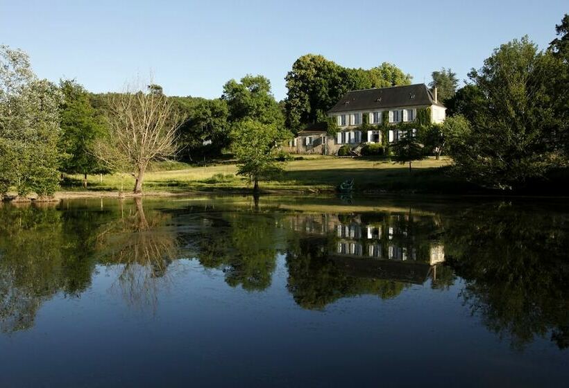 ペンション Le Bourdil Blanc