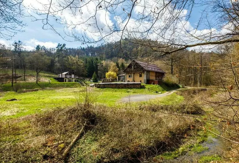 Majatalo Pod Břesteckou Skalou