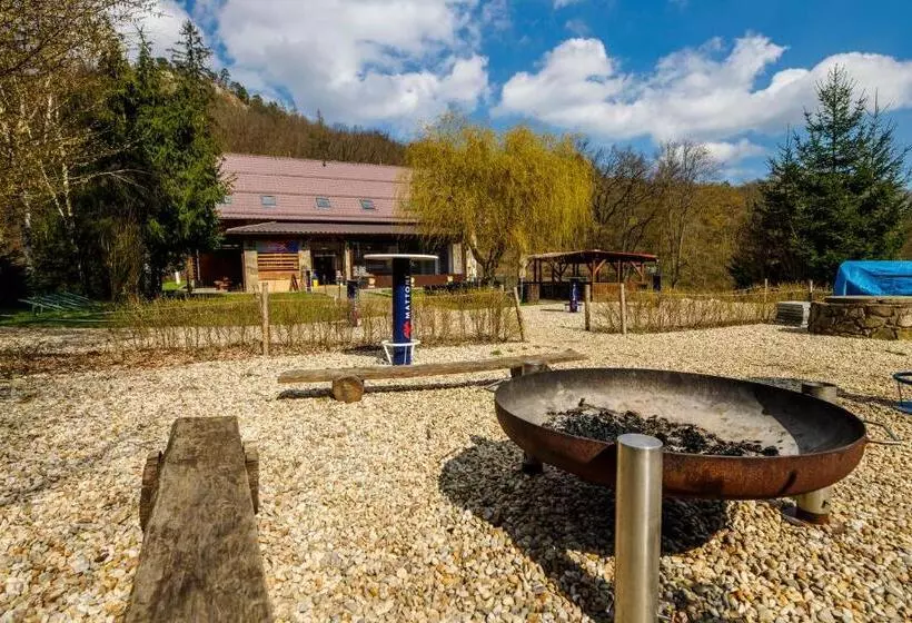 Majatalo Pod Břesteckou Skalou