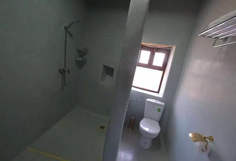 Majatalo Tizourgane Kasbah