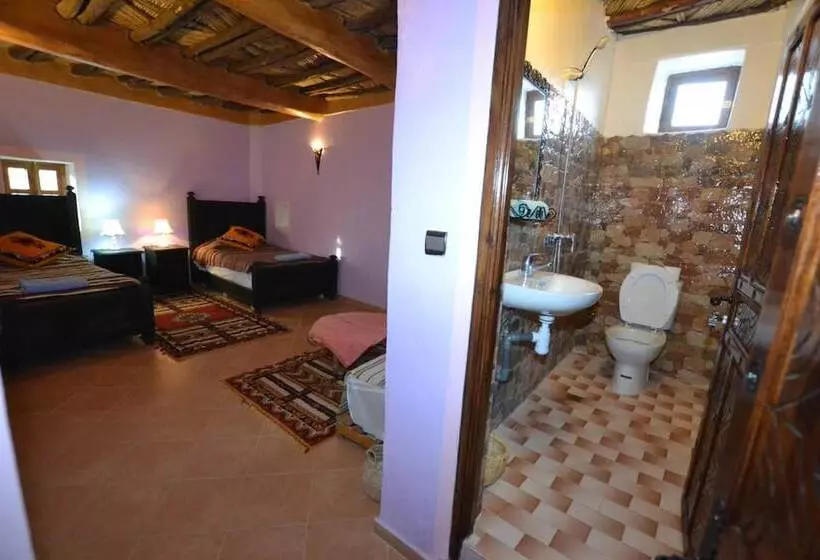 Majatalo Tizourgane Kasbah