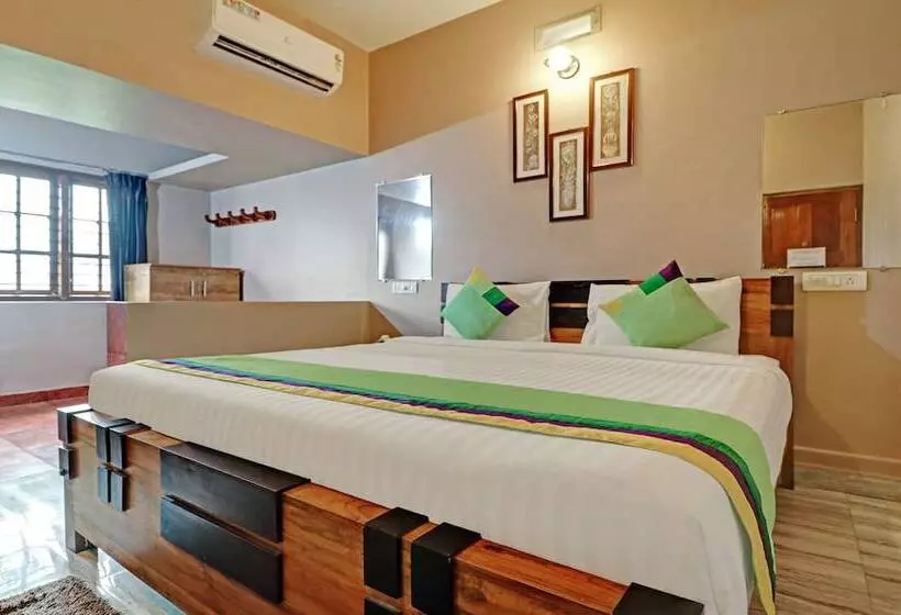 Majatalo Treebo Avyukta Stay