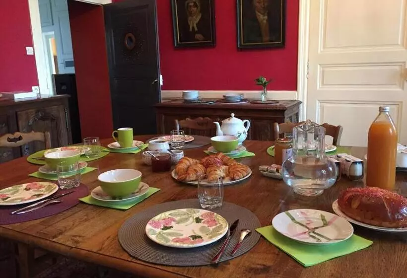 ペンション Villa Rhôna