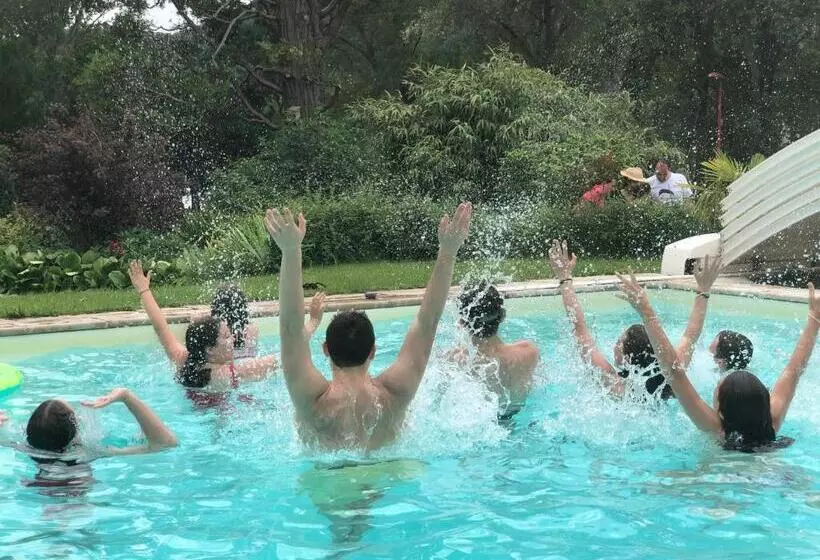 ペンション Villa Rhôna