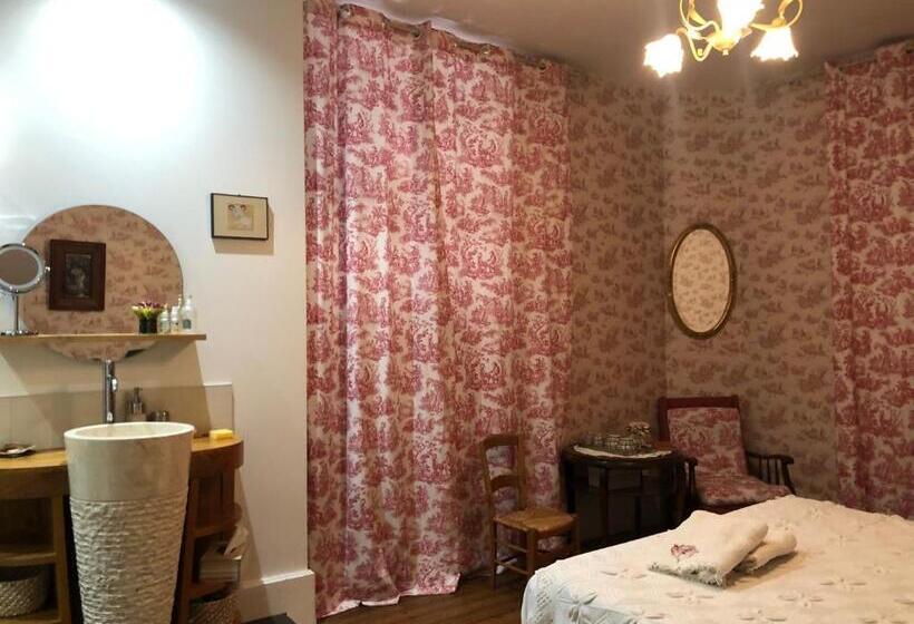 פנסיון Villa Rhôna