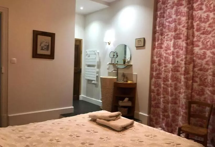 ペンション Villa Rhôna