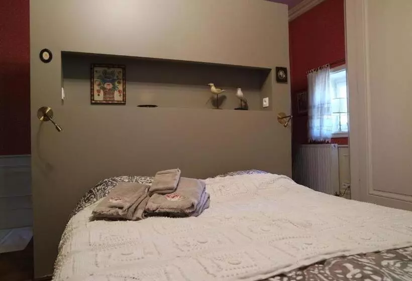 ペンション Villa Rhôna