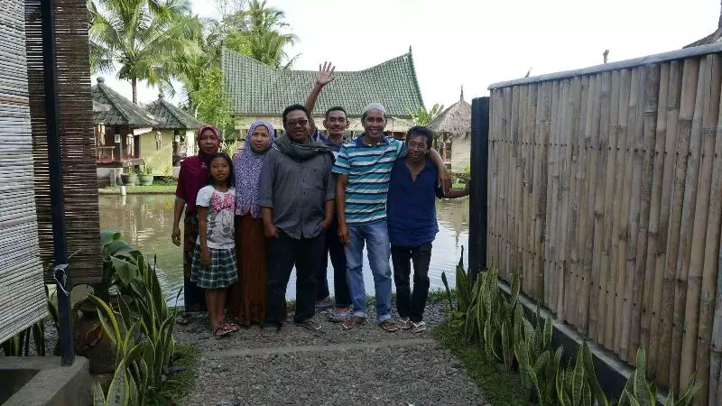 ベッドアンドブレックファースト Cahaya Tetebatu Inn