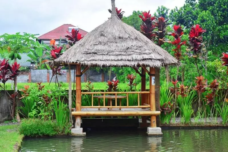 ベッドアンドブレックファースト Cahaya Tetebatu Inn