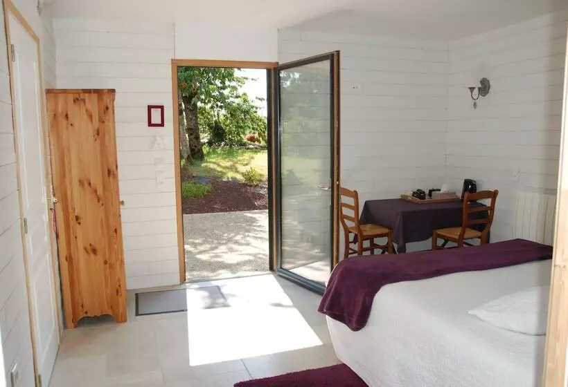 Aamiaismajoitus (B&B) Chambre D Hôtes Violette