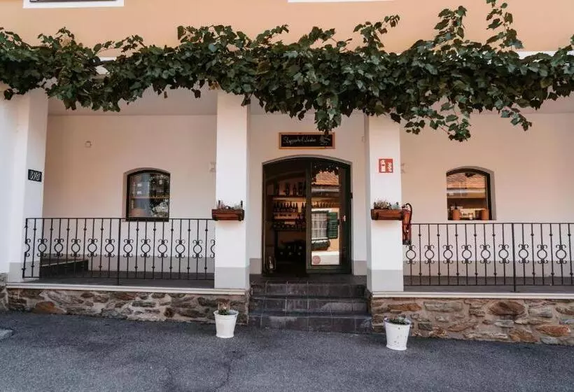 ベッドアンドブレックファースト Stupperhof